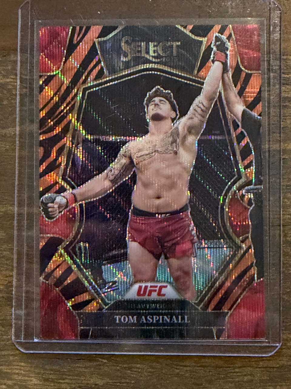 Tom Aspinall 2023 Panini Select UFC PREMIER LEVEL Tiger Prizm #181 — 2023 · 2023 Panini Select UFC · Tom Aspinall · PREMIER LEVEL Tiger Prizm · autograph · raw